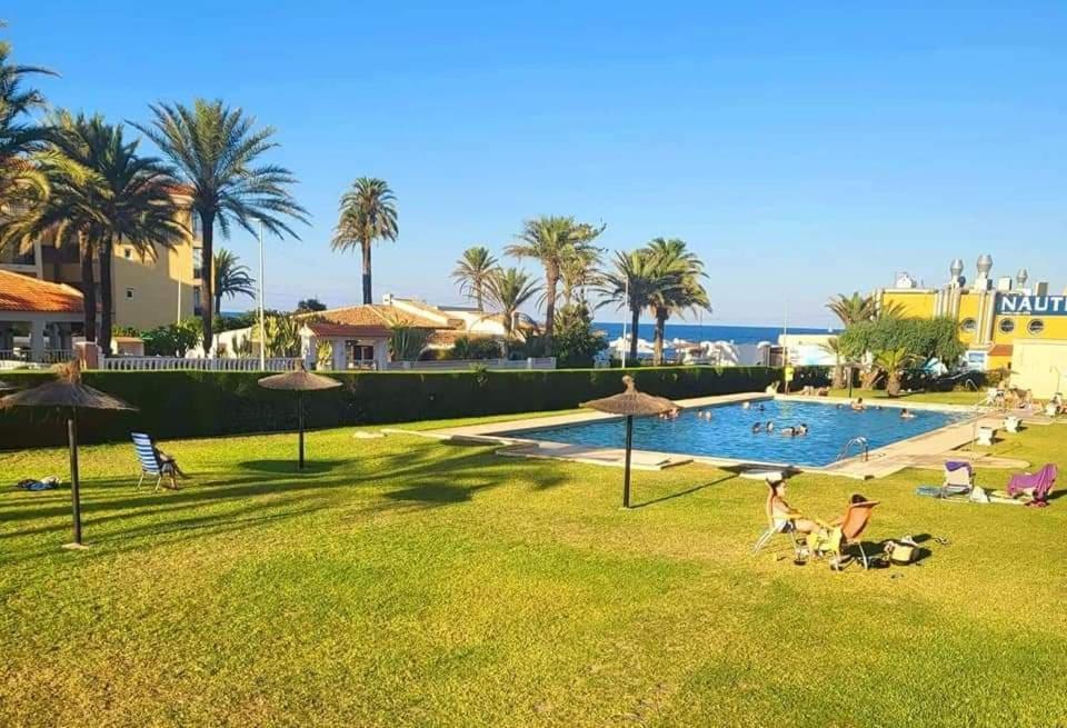 Apartament Punta Prima Torrevieja Ngoại thất bức ảnh